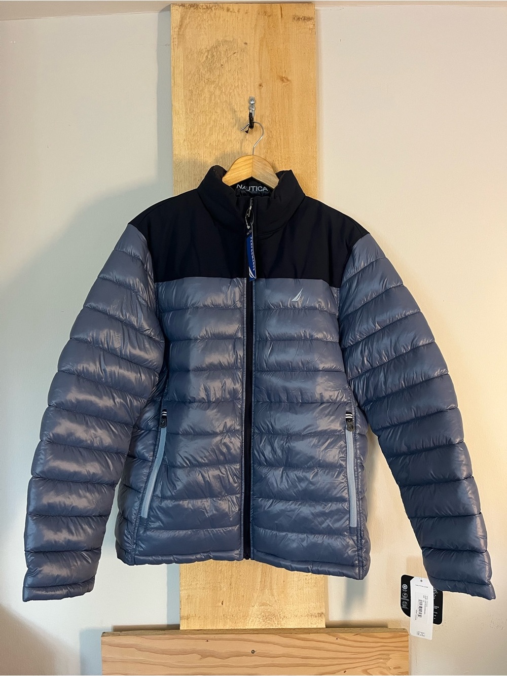 Nautica Men's Gray Puffer Jacket with Black Shoulder Yoke